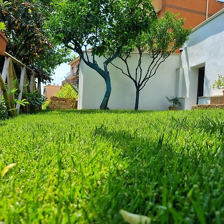 Appartamento Villa Maria Near Policlinico Gemelli Рим Экстерьер фото