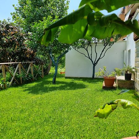 Appartamento Villa Maria Near Policlinico Gemelli Рим Экстерьер фото